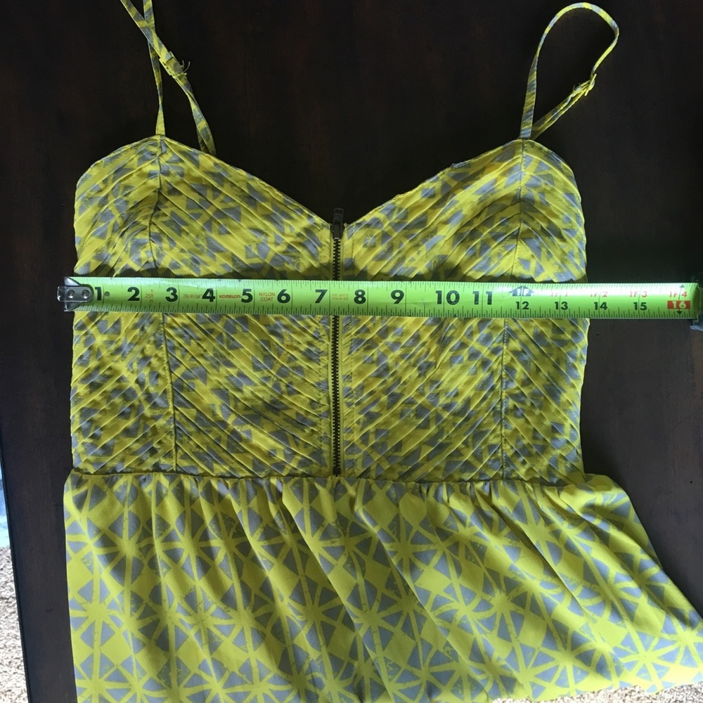 Yellow Roxy Dress - Picture 6 of 6